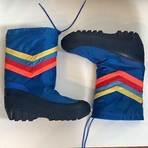 Women’s 9 10 Boys vintage moon snow boots size 7 8 Chevron 80s rubber snow